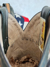 Load image into Gallery viewer, Montana Two Tone Eel Skin Exotic Vintage Cowboy Boots