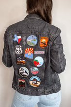 Load image into Gallery viewer, Levi's Washed Black Patched Denim Jacket
