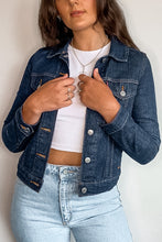 Load image into Gallery viewer, Levi's Semi-Cropped Indigo Patched Denim Jacket