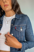 Load image into Gallery viewer, Levi's Semi-Cropped Indigo Patched Denim Jacket