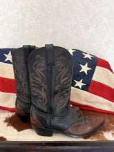 Load image into Gallery viewer, Durango Two Tone Embroidered Vintage Cowboy Boots