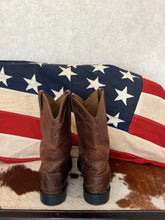 Load image into Gallery viewer, Ariat Brown Roper Cowboy Boots