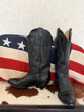 Load image into Gallery viewer, Dan Post Black Vintage Cowboy Boots