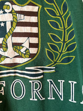 Load image into Gallery viewer, Hane&#39;s Vintage Collegiate Green San Francisco Tee