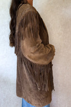 Load image into Gallery viewer, Vintage 70's Brown Suede Fringe Jacket