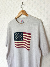 Load image into Gallery viewer, Hane&#39;s Vintage Grey Marle USA Flag Tee