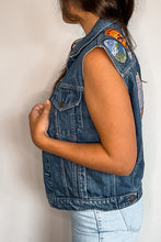 Load image into Gallery viewer, Levi&#39;s Orange Tab Patched Denim Vest