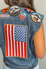 Load image into Gallery viewer, Levi&#39;s Orange Tab Patched Denim Vest