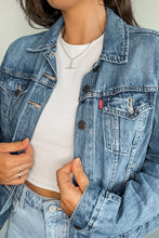 Load image into Gallery viewer, Levi&#39;s Mid-Blue Patched Denim Jacket