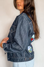 Load image into Gallery viewer, Levi&#39;s Boxy Indigo Patched Denim Jacket